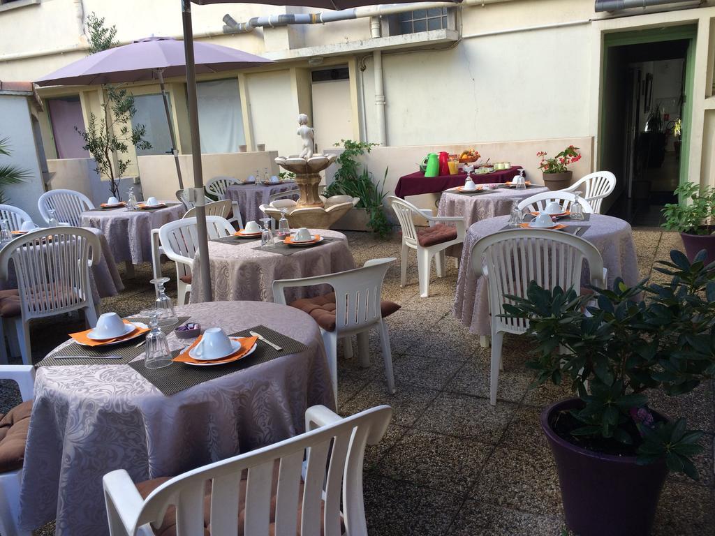 蒙彼利埃 L'Hospitalet Saint Charles酒店 外观 照片